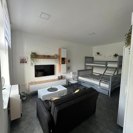 Apartman V Centru Trutnova Esterno foto
